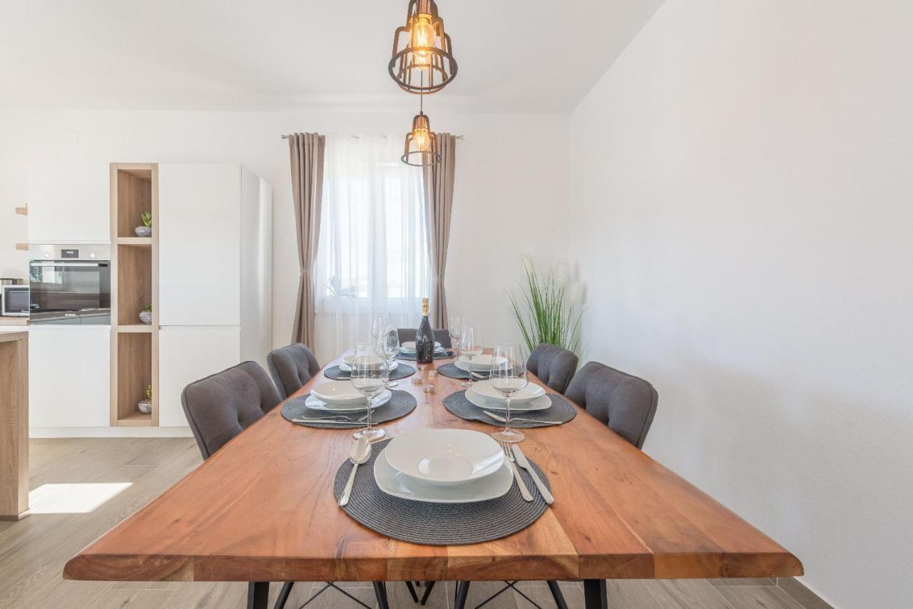 Villa Tara Zadarvillas Tinj エクステリア 写真