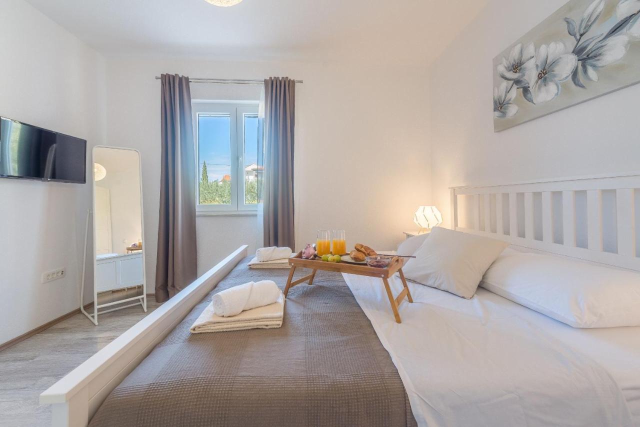 Villa Tara Zadarvillas Tinj エクステリア 写真