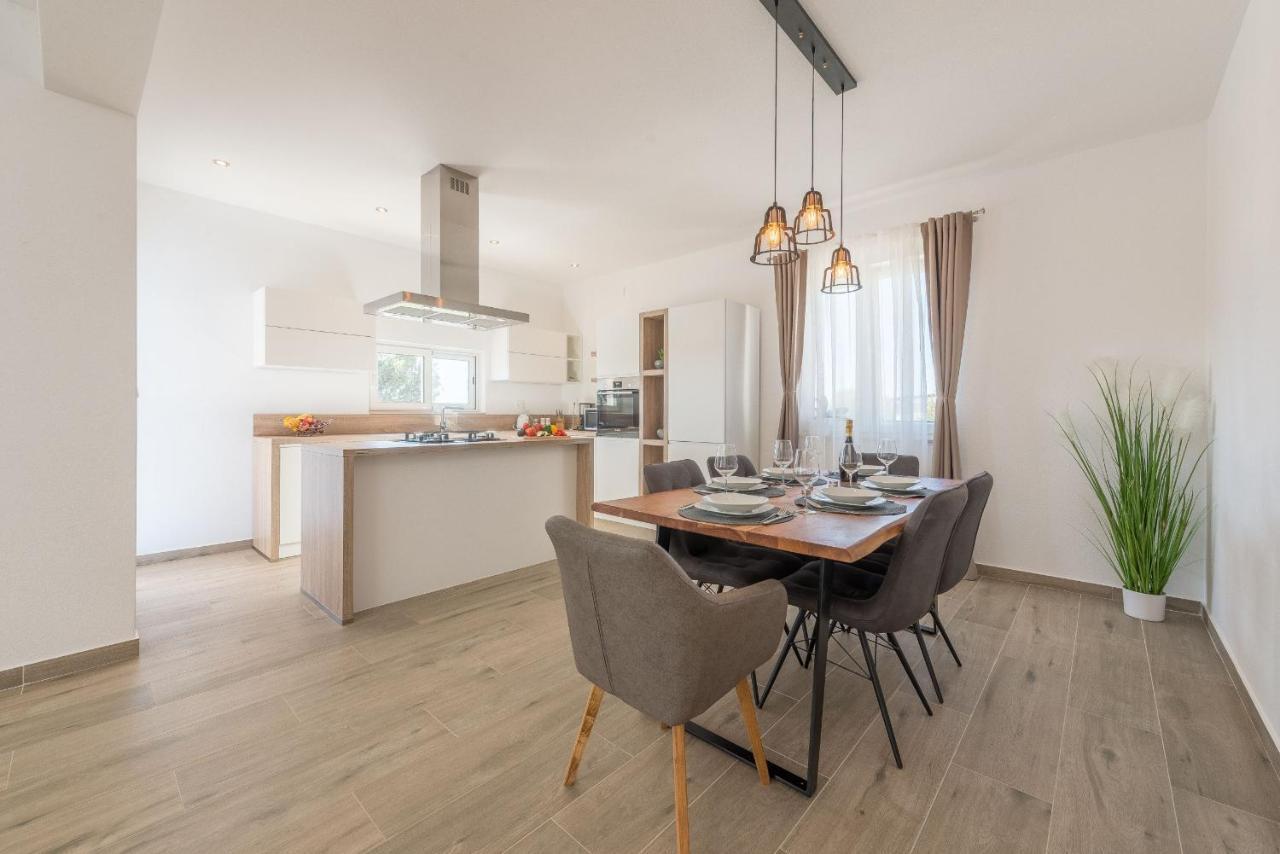 Villa Tara Zadarvillas Tinj エクステリア 写真